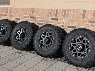 Ford Super duty rims with tires