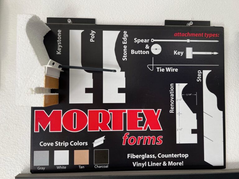 CANTILEVER POOL FORMS BY MORTEX