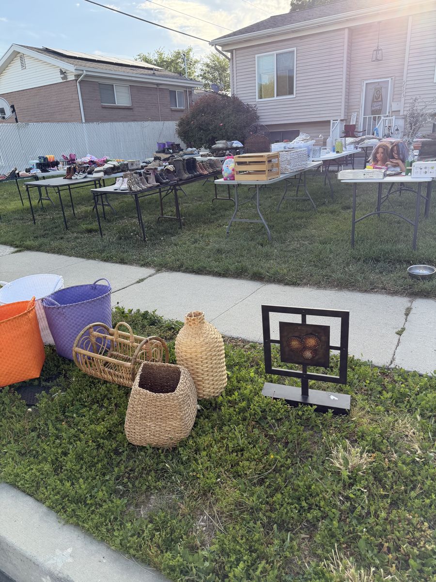 Memorial Day Yard Sale Mon May 25 5793 S Sanford Dr 8 to 3