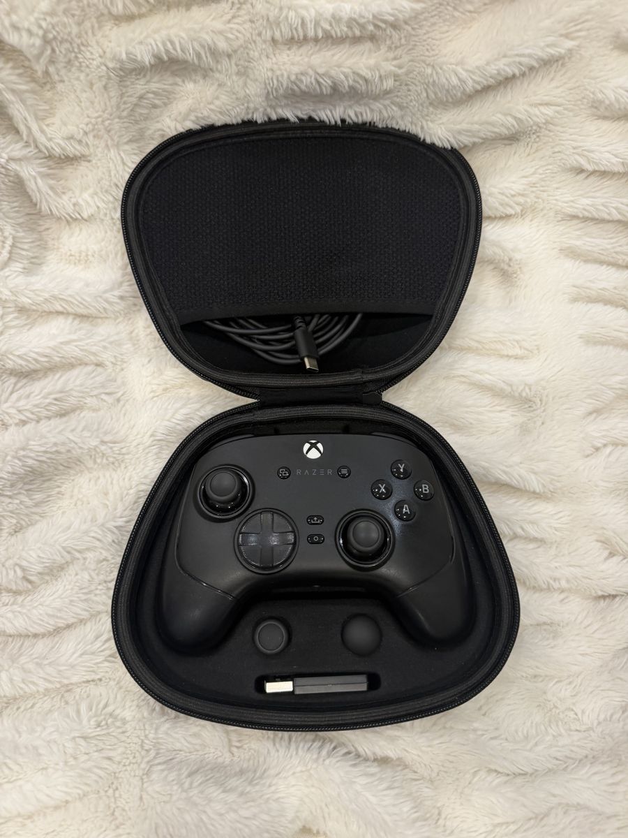 Rzr Xbox pro controller 
