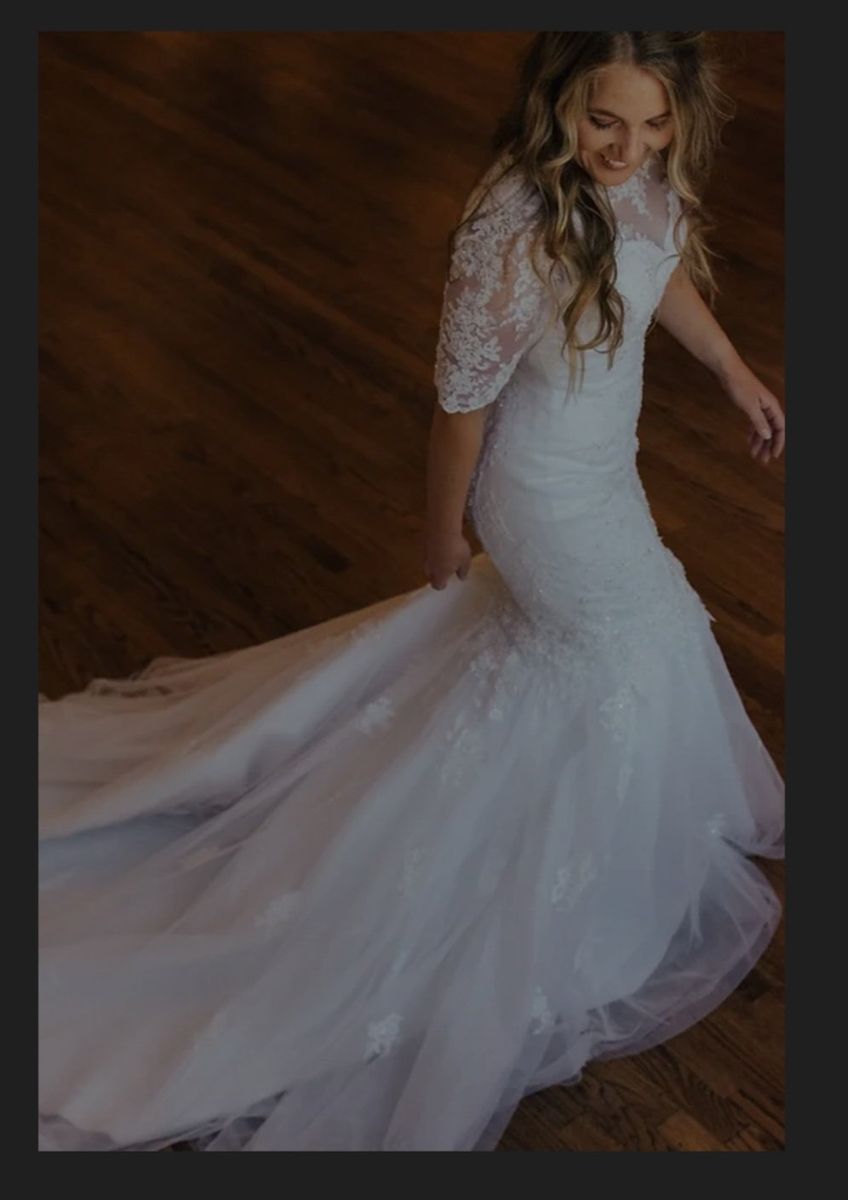 Allyse's Bridal wedding dress, size 16