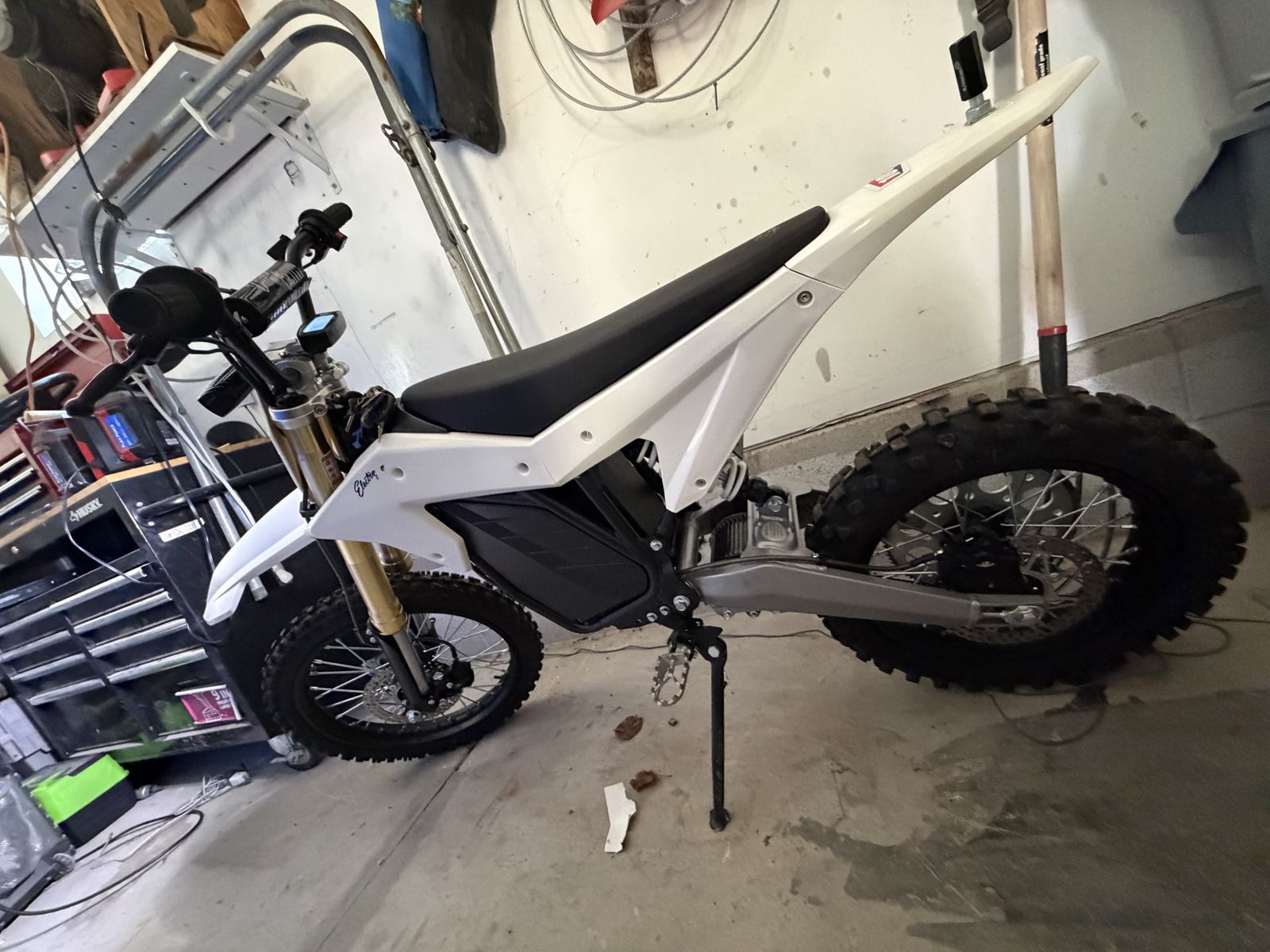Ronster rides ETM RTR