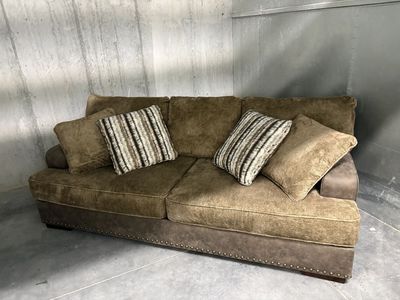 Ashley Alesbury Sofa Leather Look Nailhead Trim