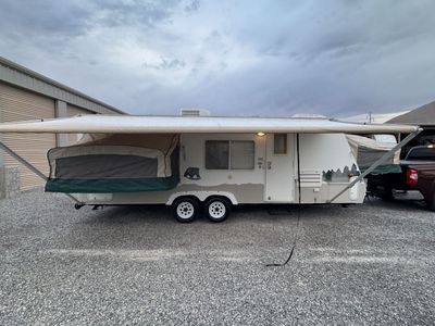 Extremely clean Kodiak Tripple Bunk Ultralite