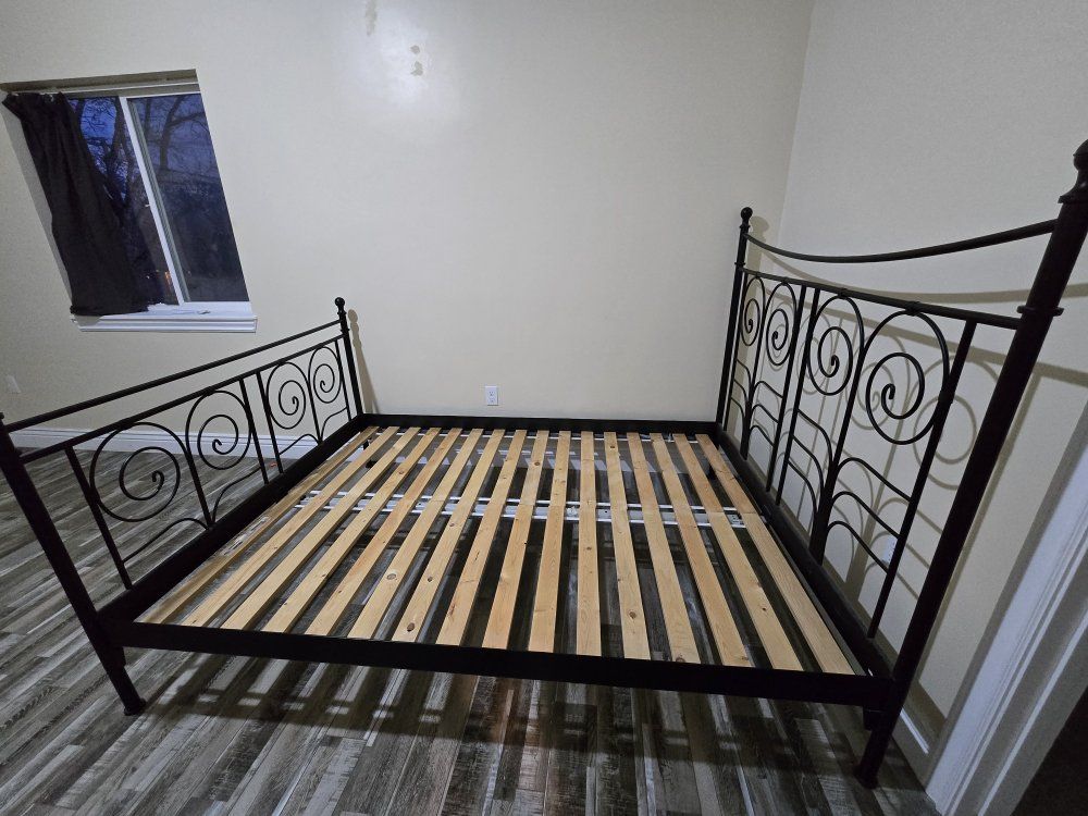 Queen size bed frame