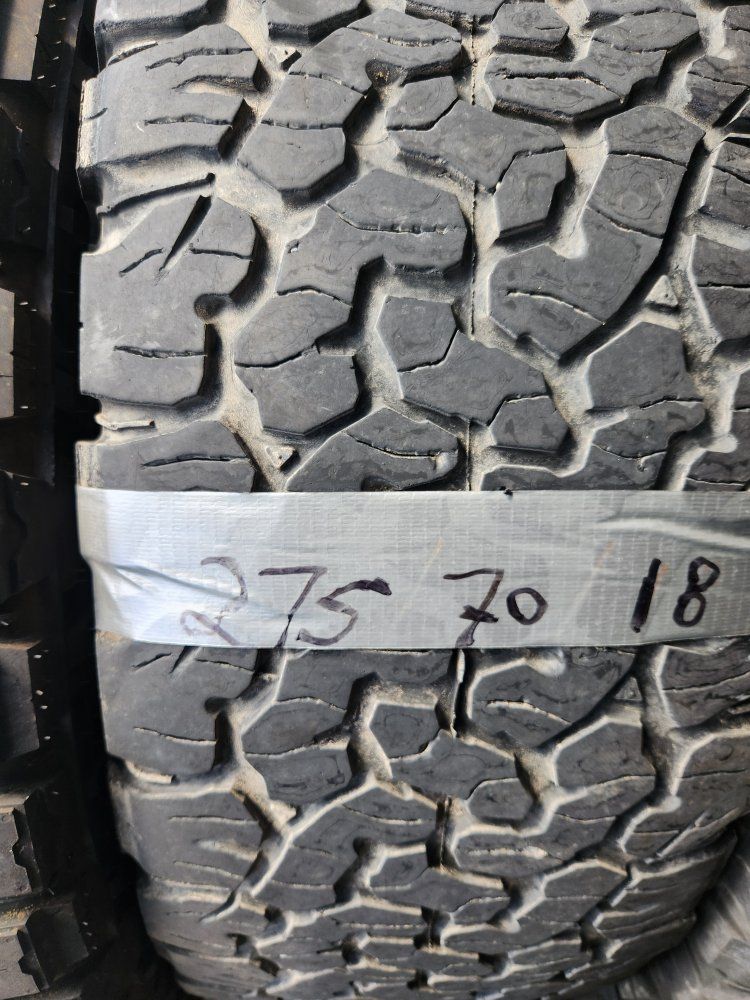 275/70r18 bfgoodrich Ko2 all terrain