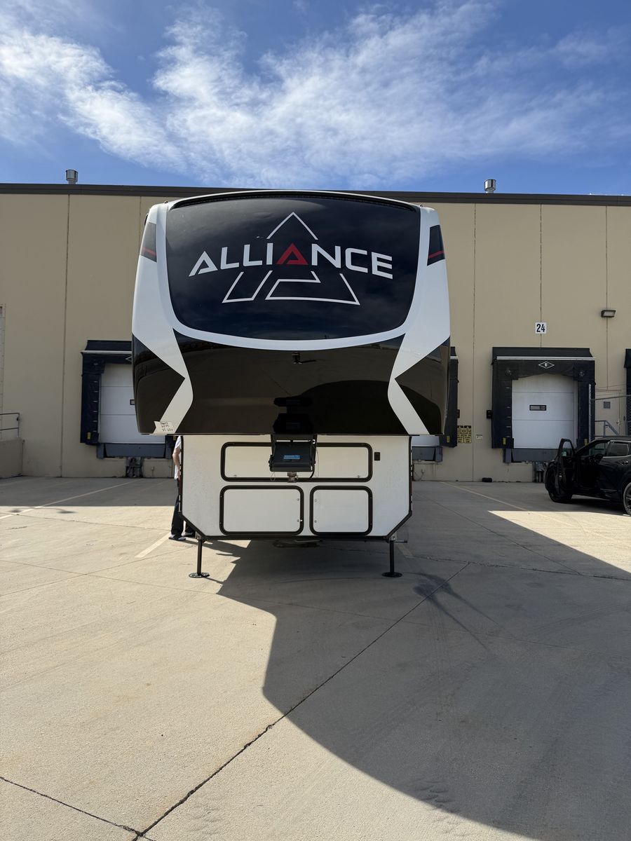 2023 Luxury 5th Wheel Toy Hauler – Like New – Loaded w/ Upgrades