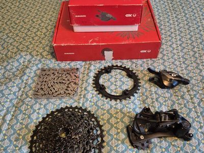 SRAM GX 11 speed - Derailleur, Shifter, Chain, Cassette 10-42 and 32T Chainring (2017)