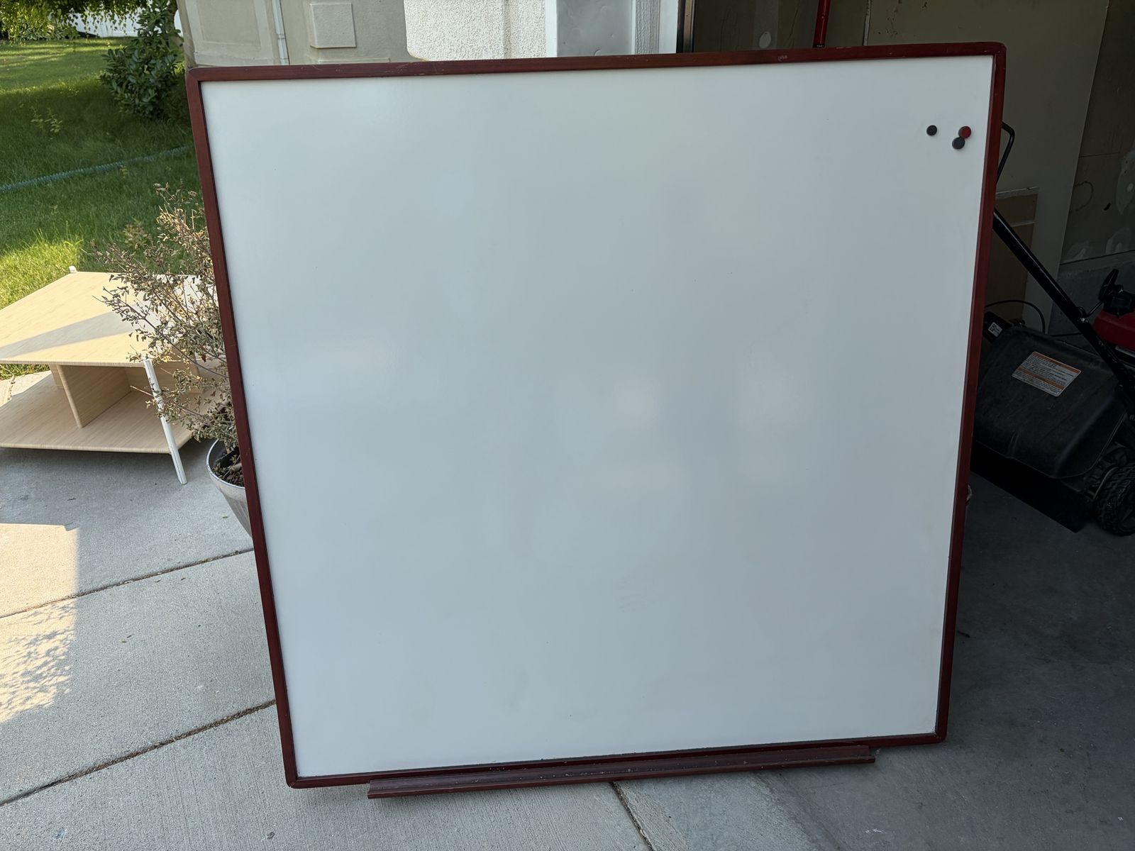 Magnetic White Board