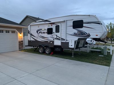 2015 Palomino Puma Fifth Wheel Trailer