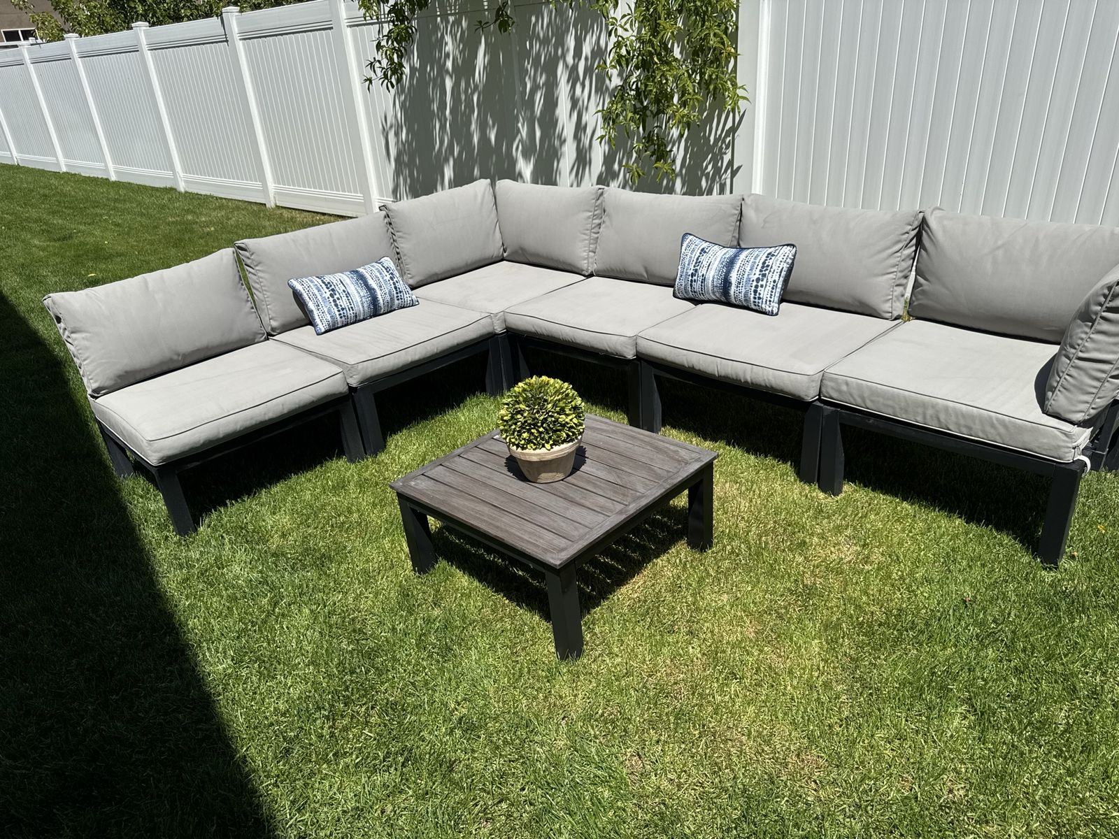 Great Patio Sectional!!