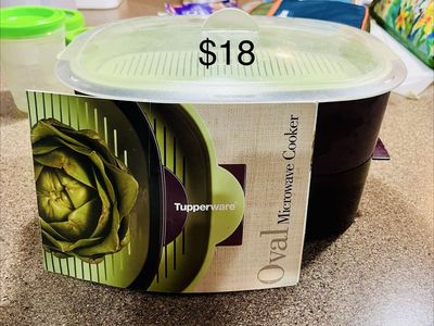 Tupperware lot $40