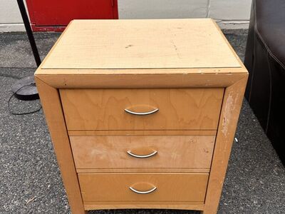 3-Drawer Nightstand – Light Maple Finish