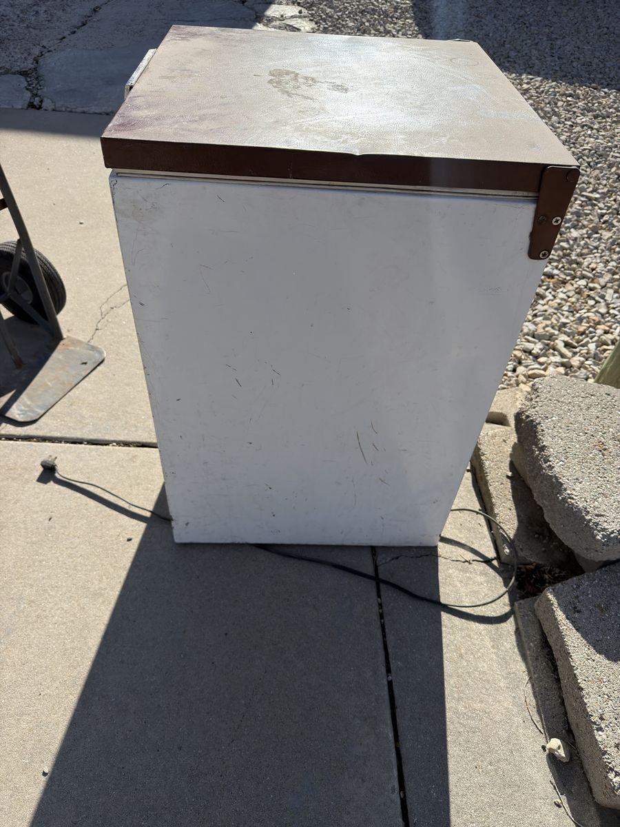 Citation Vintage Chest Freezer - White and Brown - Used