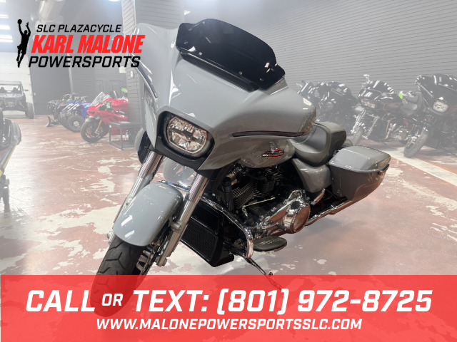 2024 Harley-Davidson® Street Glide Billiard Gray