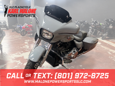 2024 Harley-Davidson® Street Glide Billiard Gray