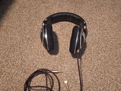 Sennheiser HD 599 SE Around Ear Open Back Headphone - Black