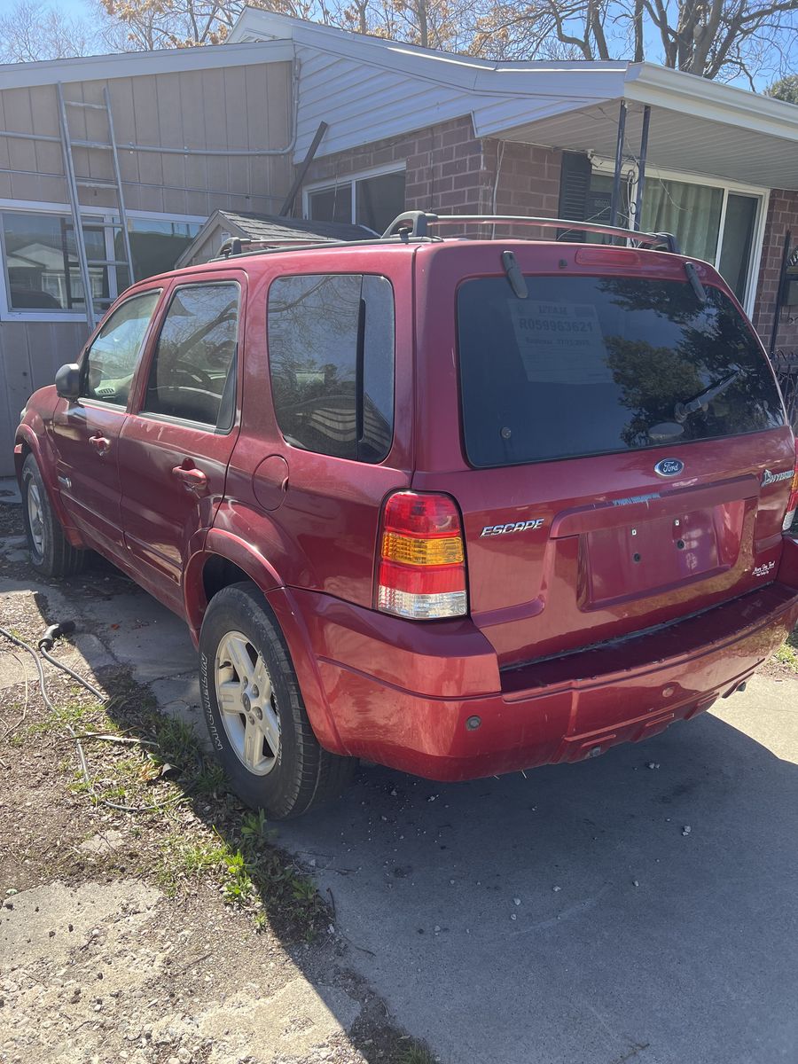 2006 FORD ESCAPE Base