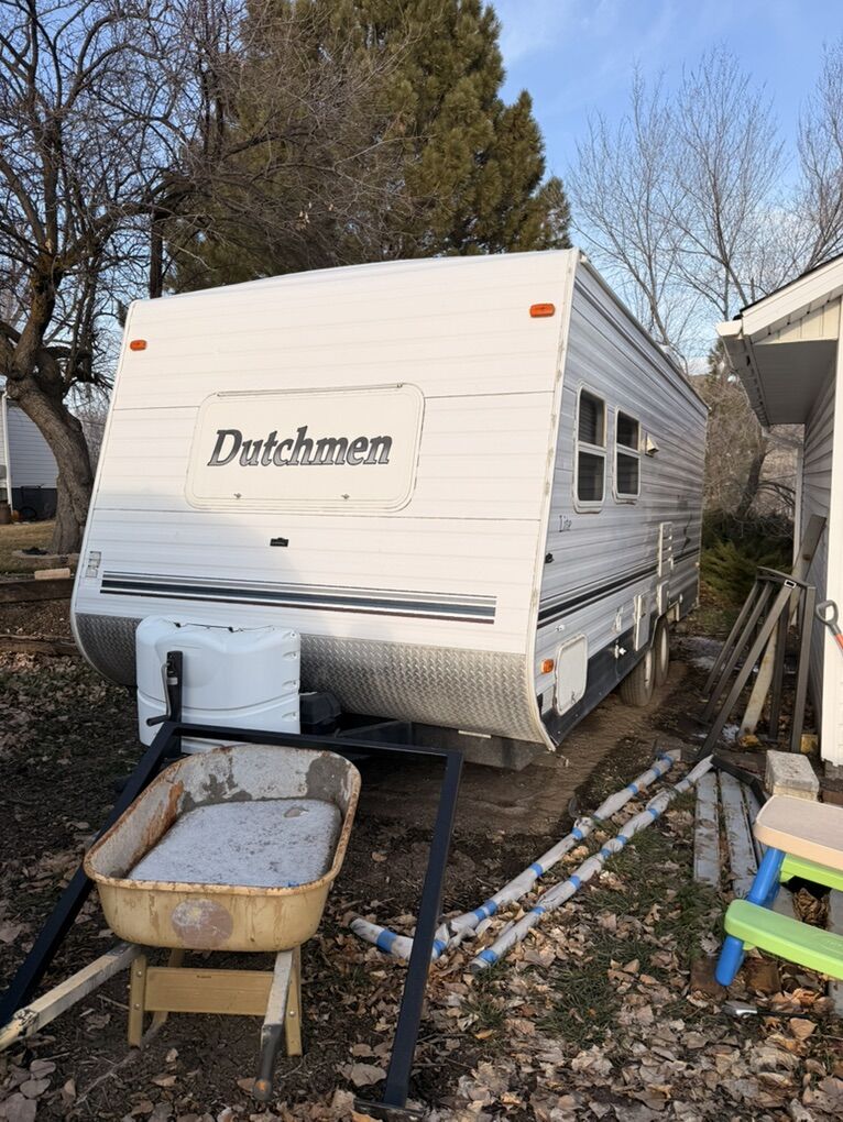 2005 Dutchmen Camp Trailer