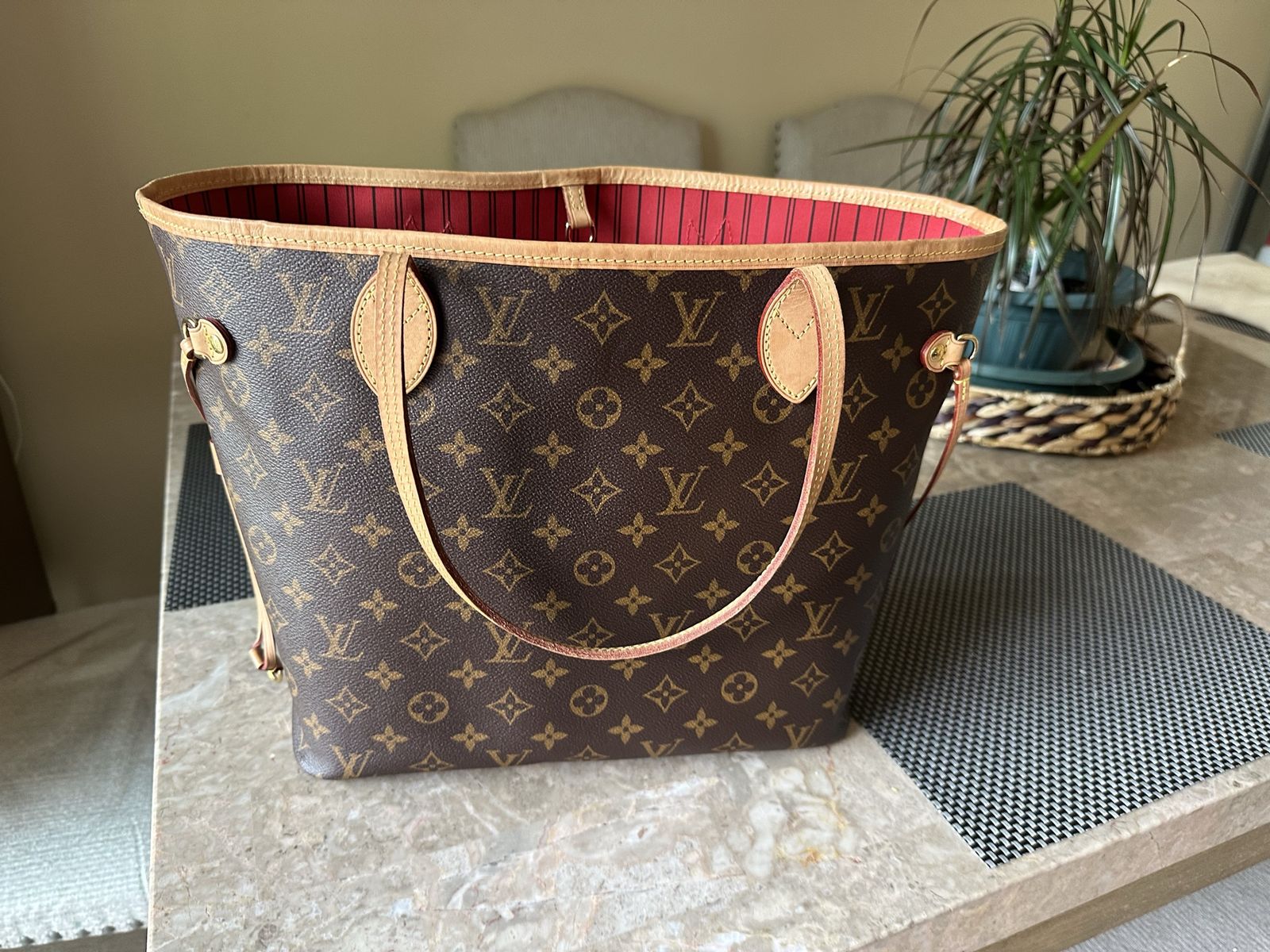 Louis Vuitton Neverfull MM