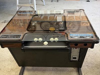 Asteroids Deluxe Arcade Cocktail Machine by Atari 1980