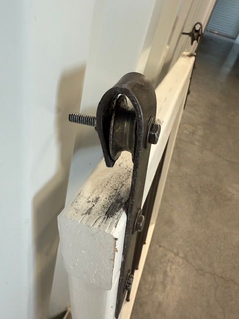 Main image 4