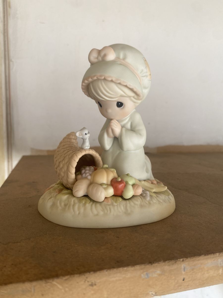 Precious Moments Figurine - Girl Praying with Cornucopia and Mouse