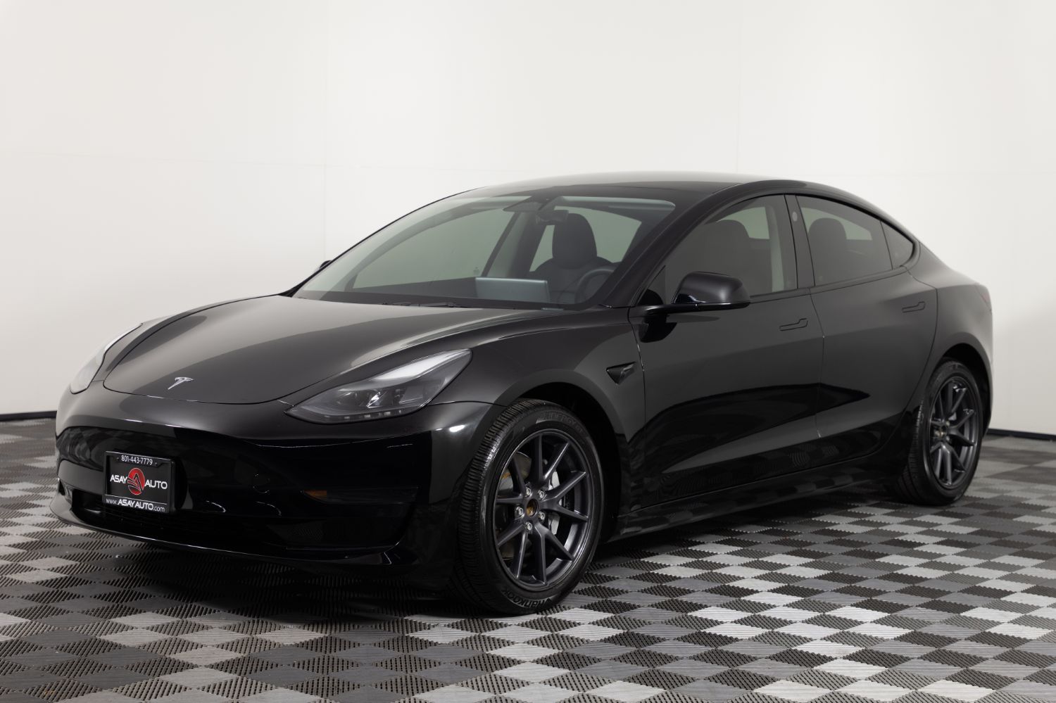 2023 Tesla Model 3 Base