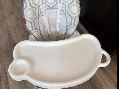 Portable feeding booster seat for toddler