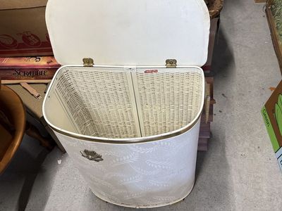 Vintage Mid Century modern Perl Wick laundry hamper MCM laundry basket, bathroom