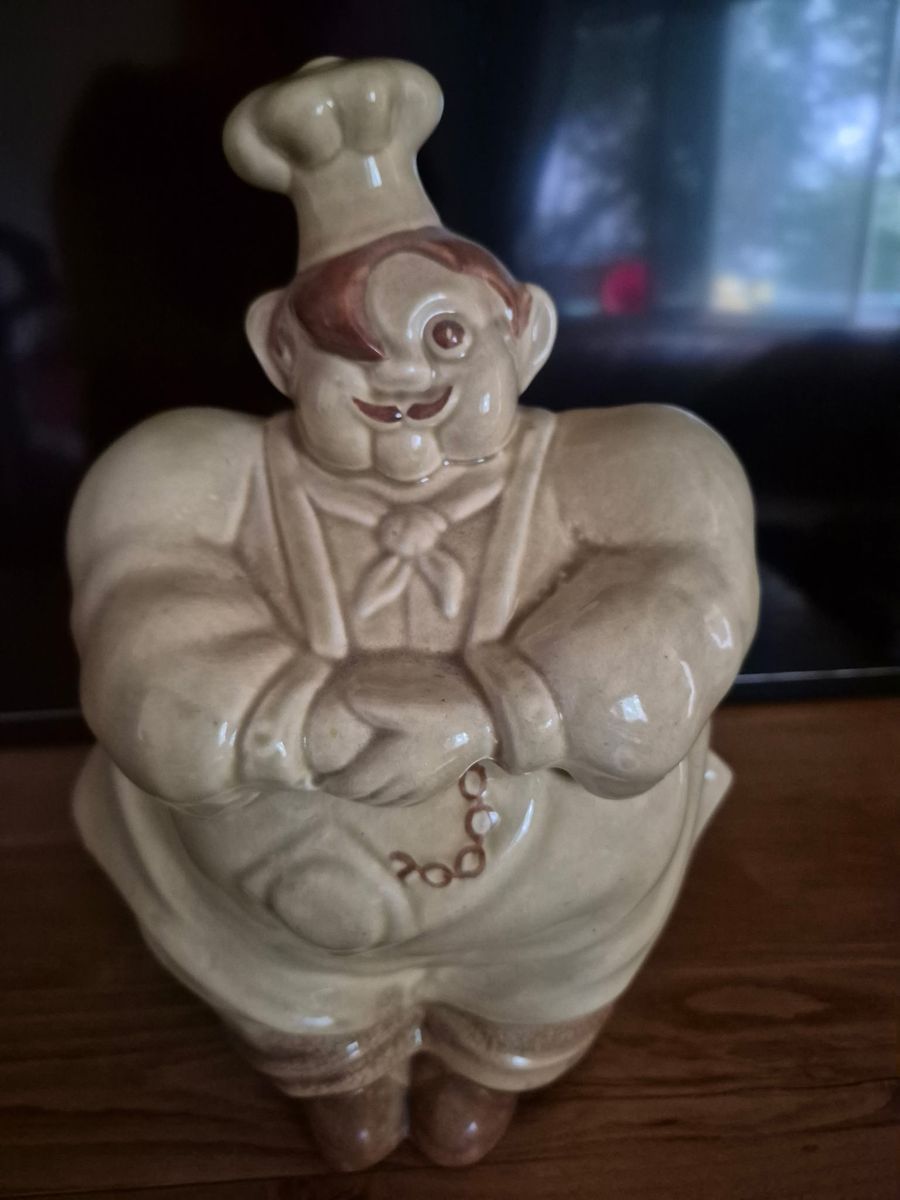 ​Vintage RED WING Pottery PIERRE THE CHEF