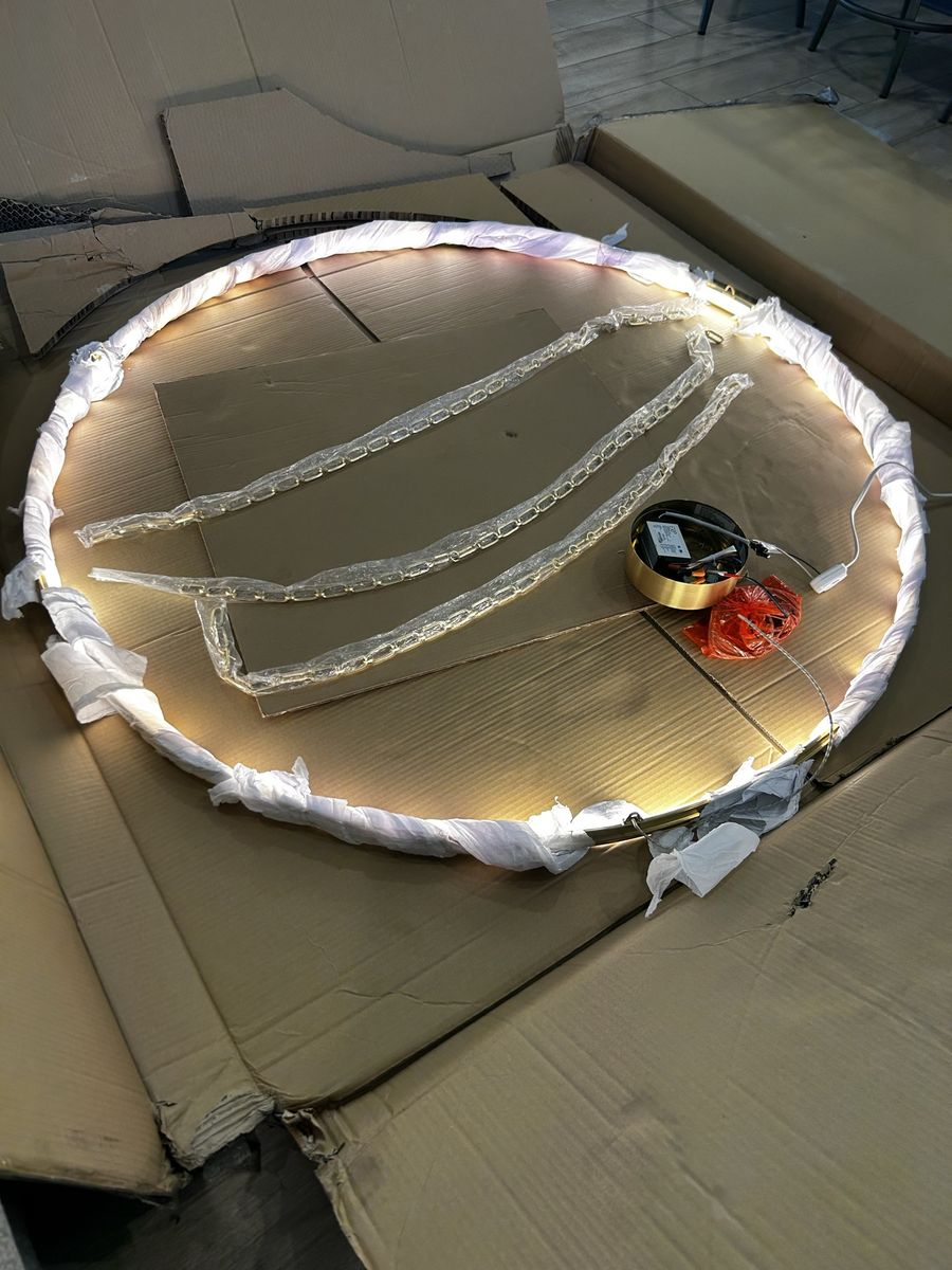Main image 3