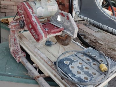 Wet Tile Saw Rental