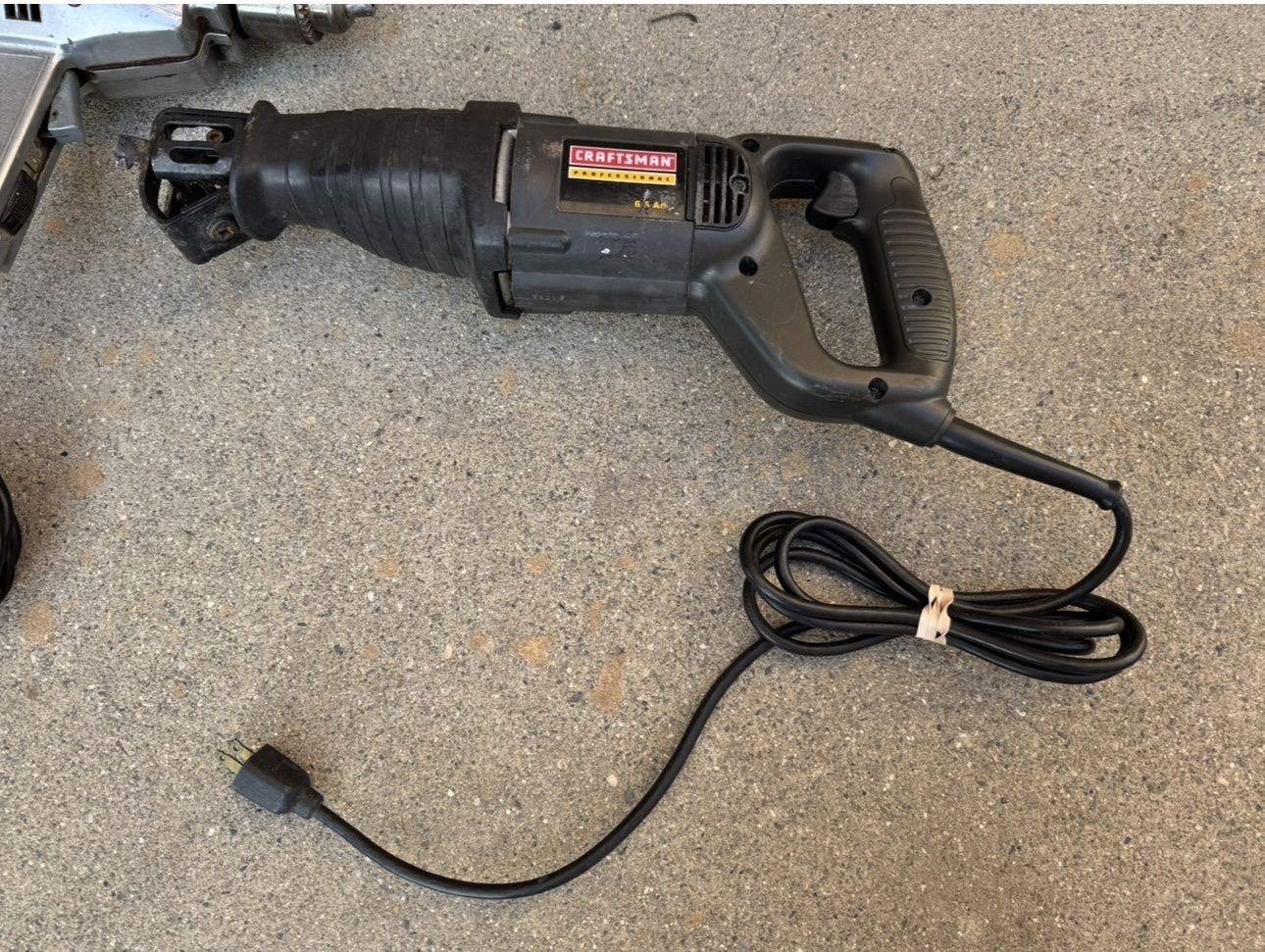 Craftzman Professional 6.5 Amp  V.S Reciprocating