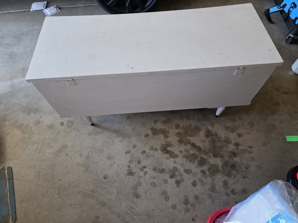 Main image 4