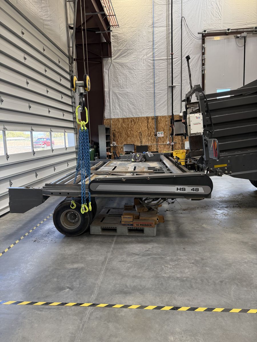 Massey Ferguson HS 48 bale accumulator