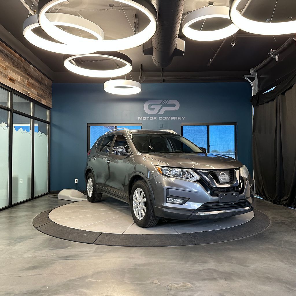 2017 Nissan Rogue SV