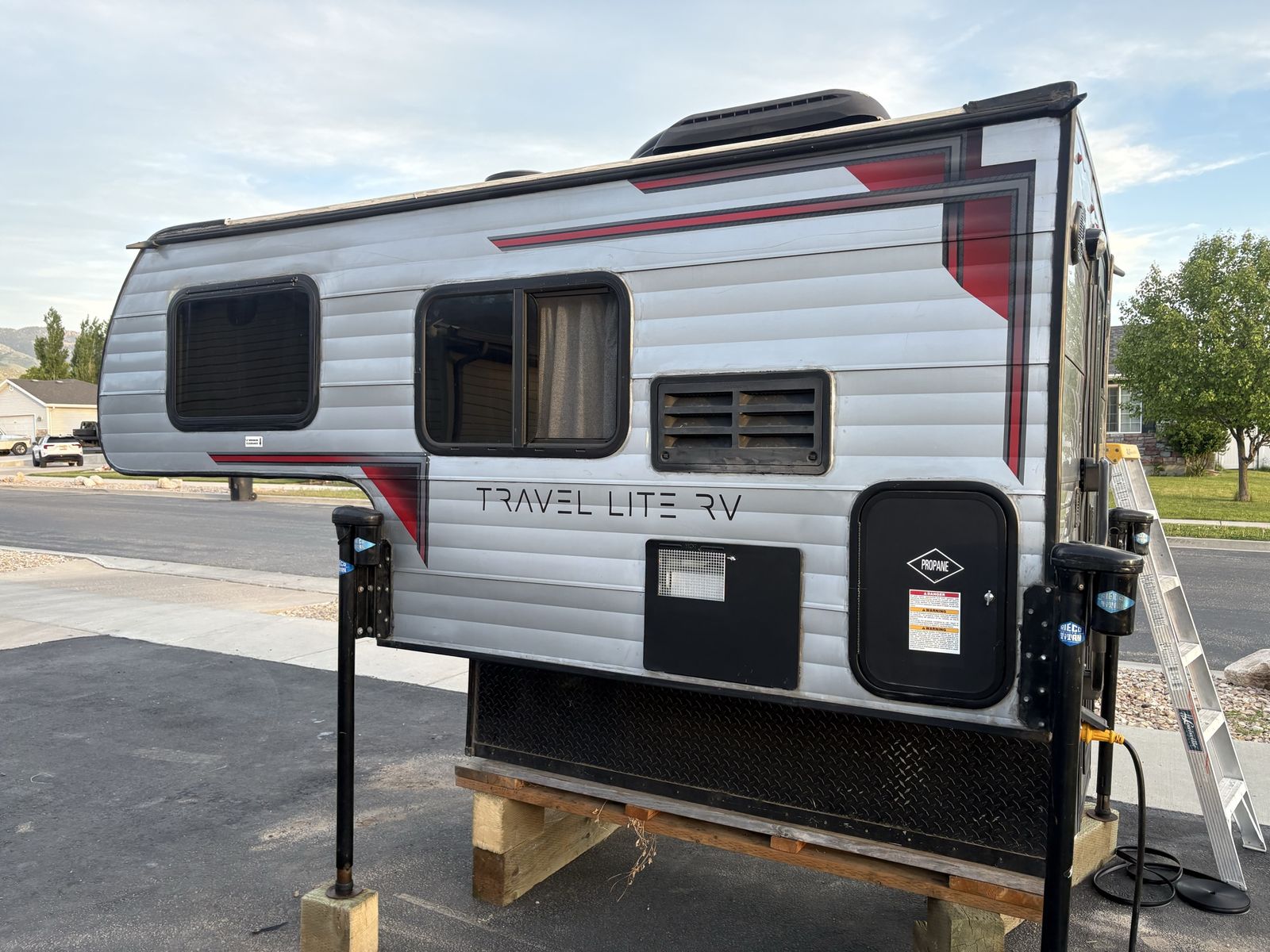 2021 Travel Lite 690FD