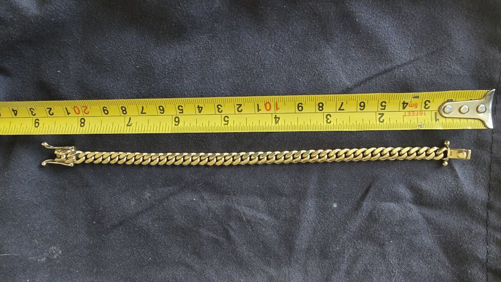 Main image 3