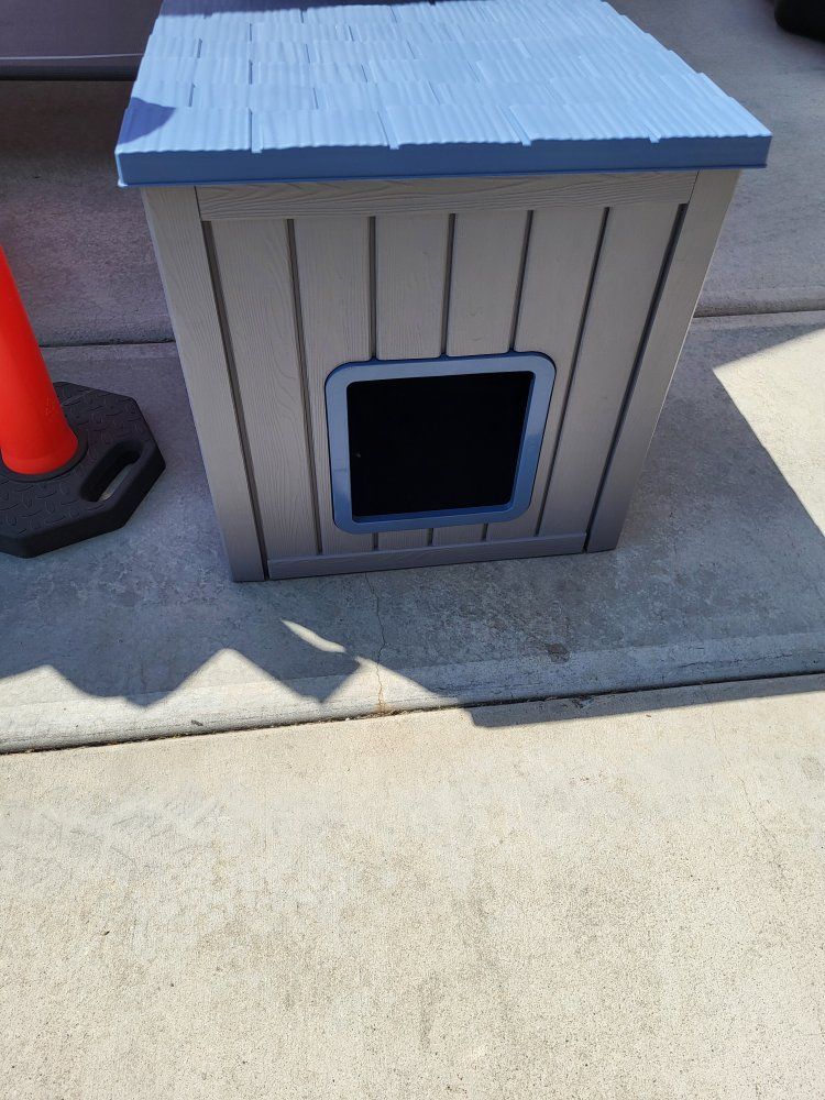 Indoor/Outdoor  Pet House