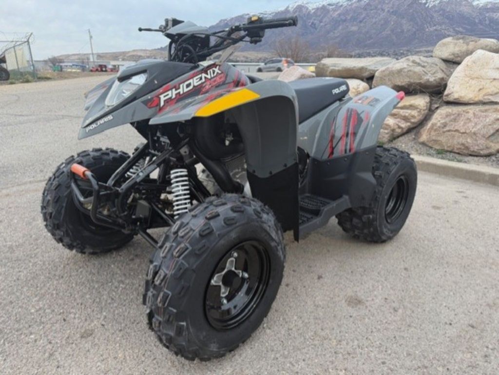 2023 Polaris® Phoenix 200