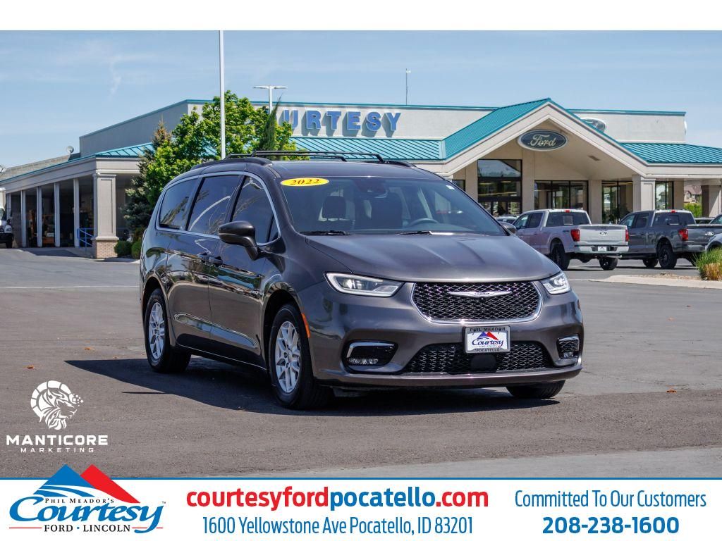 2022 Chrysler Pacifica Touring L