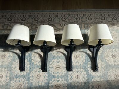 Light sconces (4)