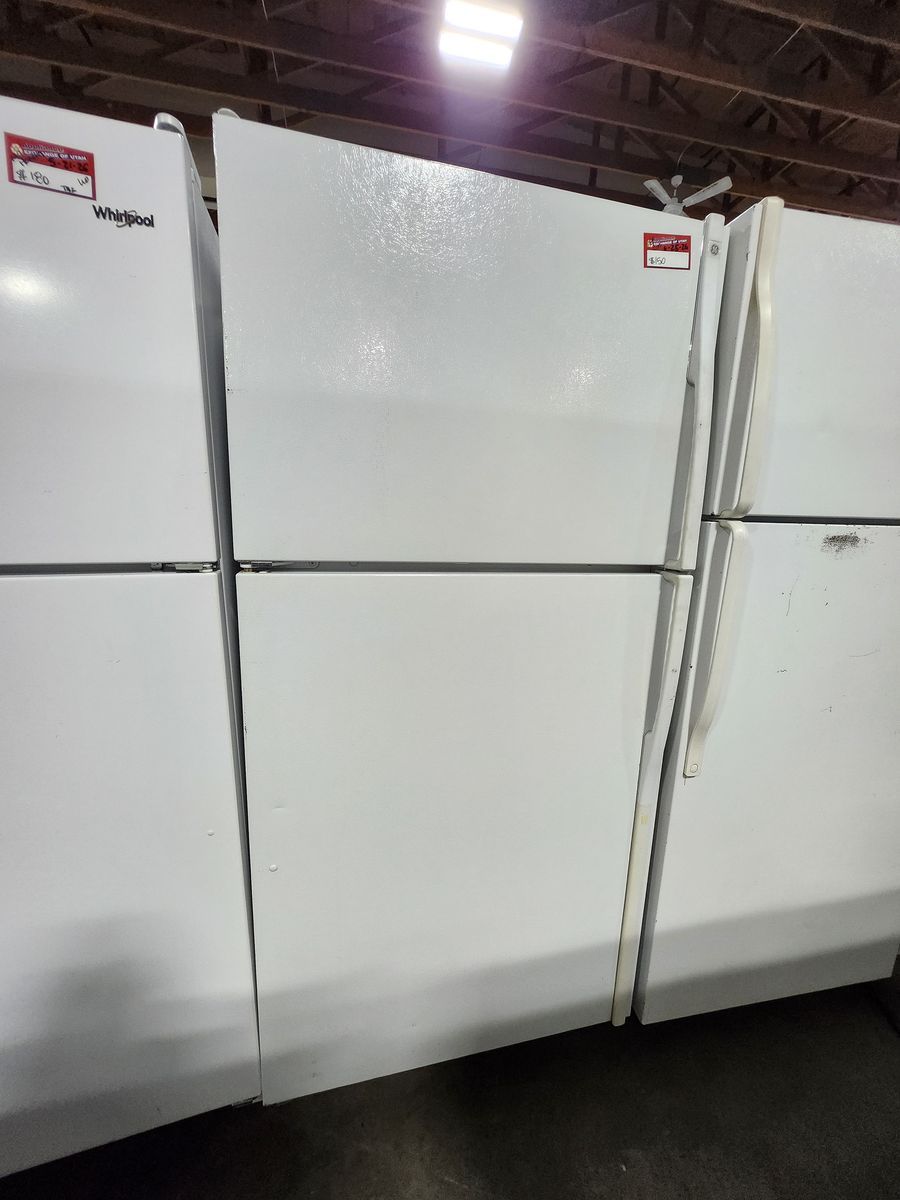GE White Top Freezer Refrigerator - Used, Good Condition