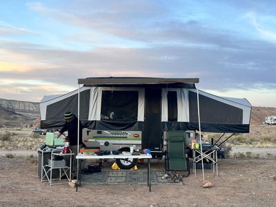 2021 Forrest River Rockwood Freedom Pop Up Camper Model -1940LTD