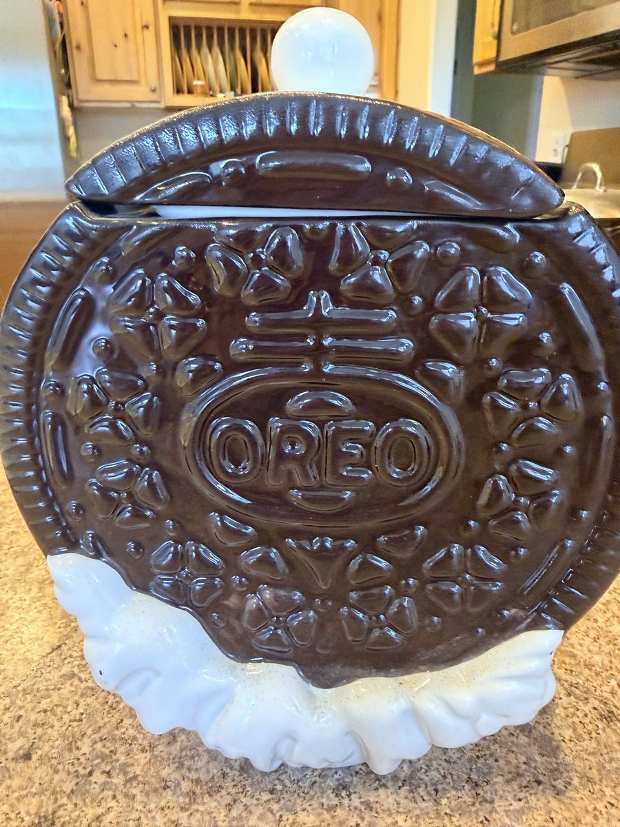 Vintage Oreo Cookie Ceramic Jar Container with Lid