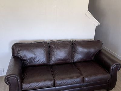 Spacious Brown Leather Couch set - Comfortable & Durable