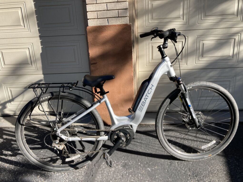 Batch Step Thru (S/M size) Class 1 20mph E-bike