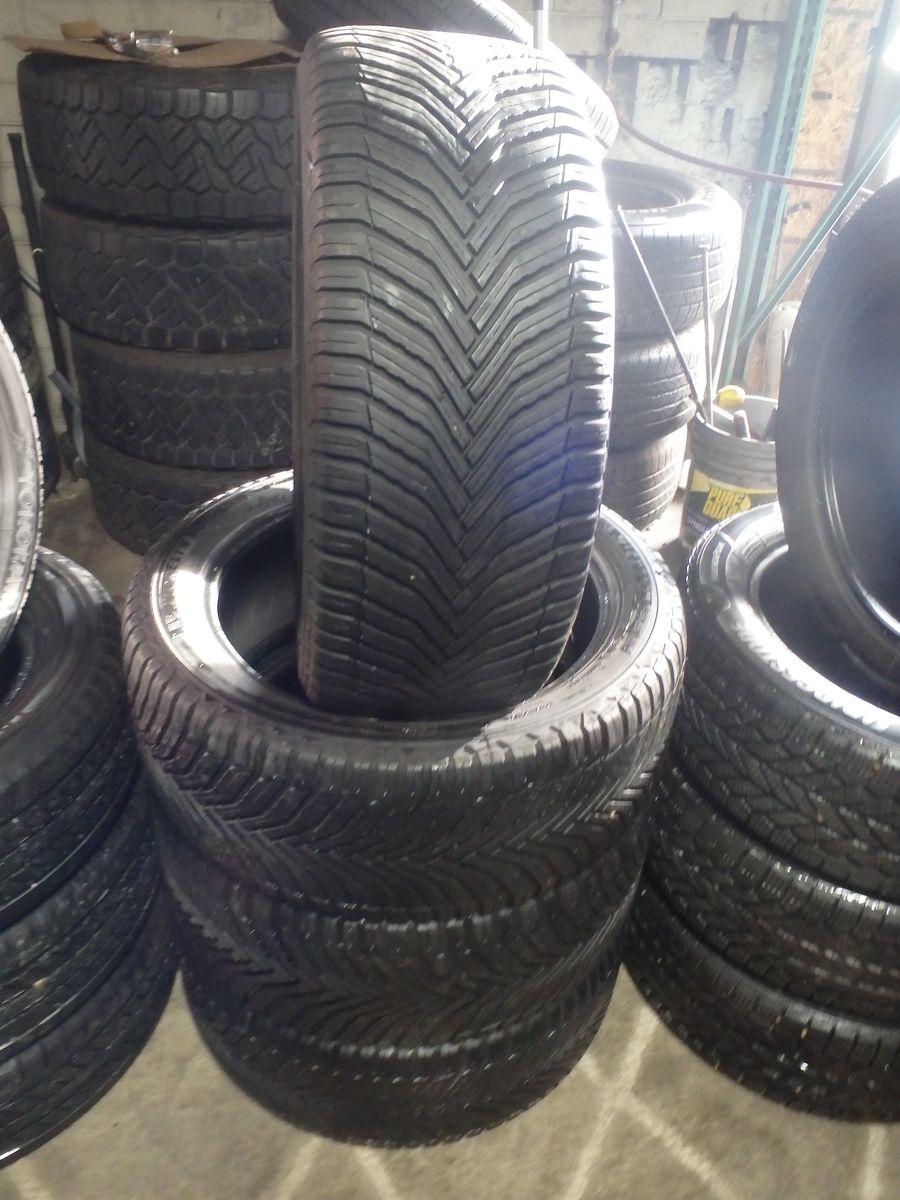 235/45R18 MICHELIN CROSSCLIMATE 2 SET O USED TIRES