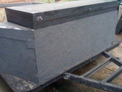 UTILITY TRAILER
